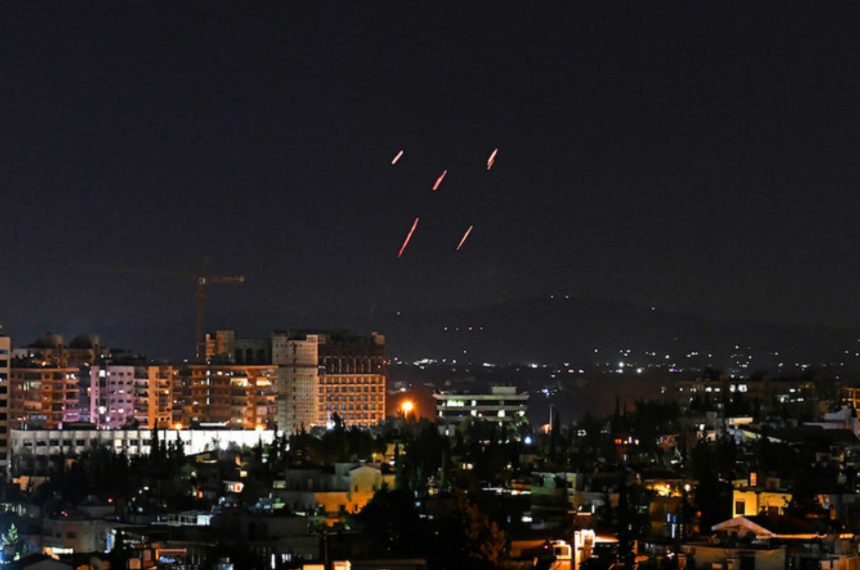 Atacuri aeriene israeliene în apropiere de Homs în Siria