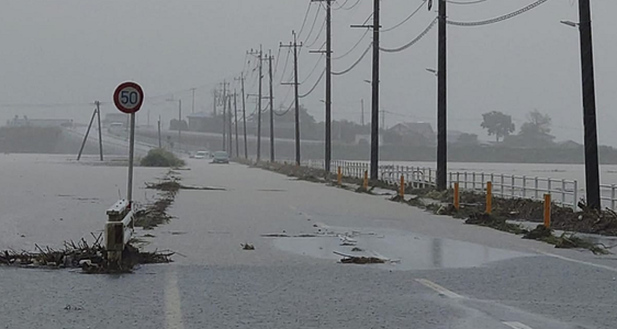 Cel puţin un mort şi trei dispăruţi în sud-vestul Japoniei, o regiune afectată de ploi puternice şi alunecări de teren
