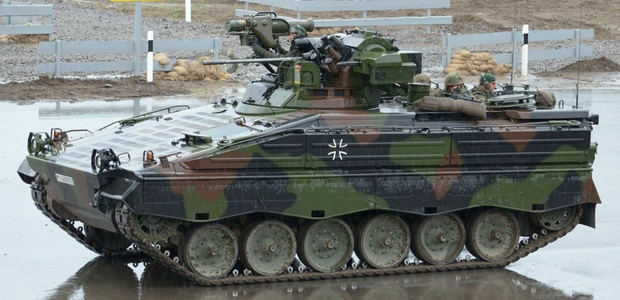 Berlinul anunţă că trimite Kievului 40 de vehicule blindate Marder, 25 de tancuri Leopard 1, două sisteme Patriot, muniţie, tehnică antidronă şi un sistem de dronă de tip Luna, însă refuză să livreze rachete de croazieră cu rază lungă de acţiune de tip Ta