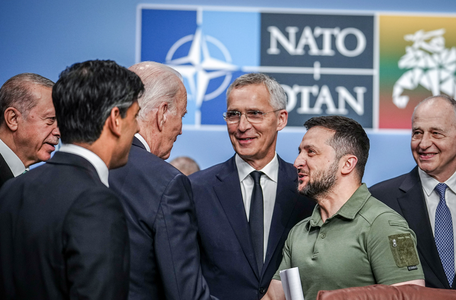 Stoltenberg salută prima reuniune a Consiliului NATO-Ucraina, în marja summitului NATO de la Vilnius, drept ”un moment cu adevărat istoric”