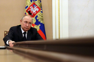 ”Wagner nu există” din punct de vedere juridic, anunţă Putin într-un interviu acordat ziarului rus Kommersant, în care vorbeşte pentru prima oară despre întâlnirea sa cu cadre Wagner şi Prigojin la Kremlin