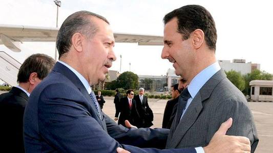 Erdogan spune că ar fi dispus să se întâlnească cu Bashar al-Assad, dar nu acceptă o retragere prealabilă a trupelor sale din Siria. Liderul turc pleacă într-un turneu în Arabia Saudită, Qatar şi Emirate