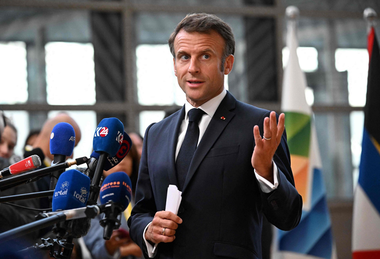 Macron are ”dubii” faţă de numirea americancei Fiona Scott Morton într-un post-cheie în Uniunea Europeană şi vrea răspunsuri din partea Comisiei Europene. Numirea americancei provoacă indignare în Franţa