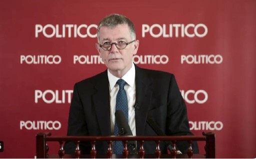 Într-o rară apariţie publică, şeful MI6 spune că Putin este sub presiune şi îi invită pe ruşi să spioneze pentru Marea Britanie. Richard Moore: Inteligenţa artificială nu va înlocui nevoia de spioni umani