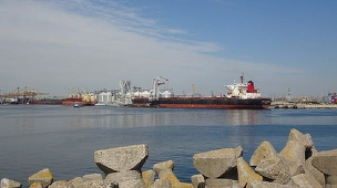 Rusia anunţă că începând de joi consideră că navele care se află în drum către Ucraina transportă ”încărcătură militară”, după ce se retrage din acordul cerealelor. Ţările ale căror steaguri vor flutura pe aceste nave, considerate implicate în război