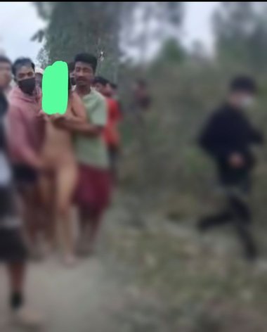 Un nou caz şocant declanşează un scandal în India: două femei sunt scoase dezbrăcate pe stradă de un grup de bărbaţi înainte de a fi violate în grup. Premierul Modi: "Niciun vinovat nu va fi cruţat"