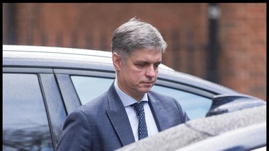 UPDATE - Zelenski l-a revocat din funcţie pe ambasadorul Ucrainei în Marea Britanie. Acesta avusese remarci critice la adresa preşedintelui în disputa iscată de secretarul britanic al apărării, Ben Wallace