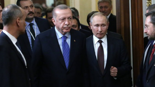 Turcia ”nu va ezita” să acţioneze pentru a evita ”efecte nocive” ale retragerii Rusiei din acordul cerealelor, anunţă Erdogan. El citează scumpirea mărfurilor alimentare la nivel mondial, foametea şi migraţia şi anunţă că va discuta cu Putin