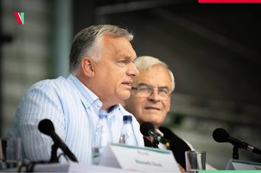 Reuters - Viktor Orban reia, în România, atacurile la adresa UE:  "Respinge moştenirea creştină, realizează o înlocuire a populaţiei sale prin migraţie şi desfăşoară o ofensivă LGBTQ"