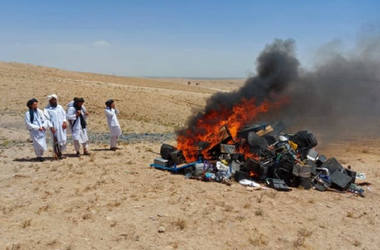 Instrumente muzicale, considerate ”imorale” de către talibani afgani, arse în Herat