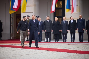 Tensiuni diplomatice între Ucraina şi Polonia. Ambasadorii au fost convocaţi reciproc la Ministerele de Externe