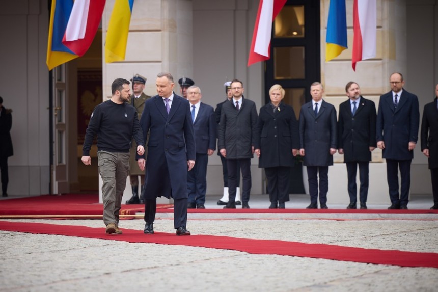 Tensiuni diplomatice între Ucraina şi Polonia. Ambasadorii au fost convocaţi reciproc la Ministerele de Externe