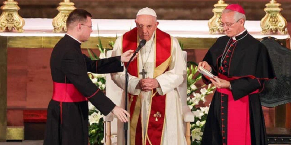 Papa Francisc îndeamnă, la Mănăstirea Ieronimiţilor, în Portugalia, la ascultarea ”strigătului de durere al victimelor” pedofiliei