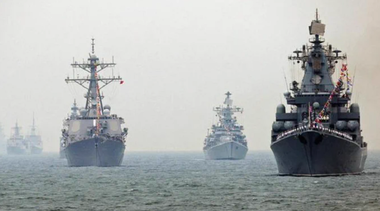 Marina americană desfăşoară patru distrugătoare să supravegheze exerciţii navale ruso-chineze la care iau parte 11 nave ruse şi chineze în apropiere de Alaska