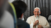 Papa Francisc anunţă că efectuează o vizită ”la Marsilia, nu în Franţa”, numai în problema migraţiei. ”Mediterana este un cimitir. Dar nu este cel mai mare. Cel mai mare cimitir se află în nordul Africii. Este teribil. Iată de ce merg la Marsilia”