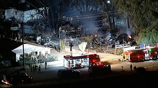 Trei morţi, după ce două elicoptere care interveneau pentru stingerea unui incendiu în California s-au ciocnit în zbor