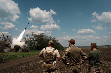 Şase răniţi în bombardamentele ucrainene asupra zonelor ocupate de Rusia în regiunea Doneţk, potrivit unui oficial numit de Rusia