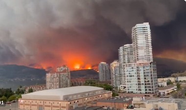 Canada va desfăşura armata în Columbia Britanică pentru a face faţă incendiilor care se răspândesc rapid. Două focare uriaşe au fuzionat