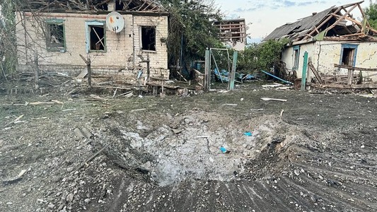 Cel puţin cinci morţi şi trei răniţi în urma unui bombardament al ruşilor, afirmă un oficial ucrainean