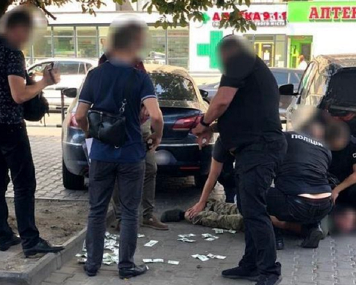 Percheziţii împotriva corupţiei, în peste 200 de centre de înrolare în armata ucraineană