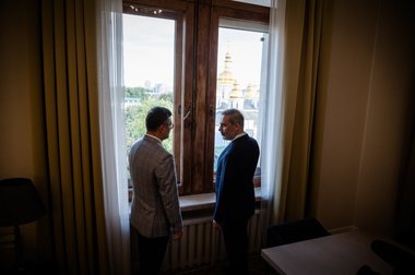 Miniştrii de externe ucrainean şi turc au ajuns la concluzia că reînnoirea acordului pentru export pe Marea Neagră este cea mai bună soluţie de transport a cerealelor ucrainene