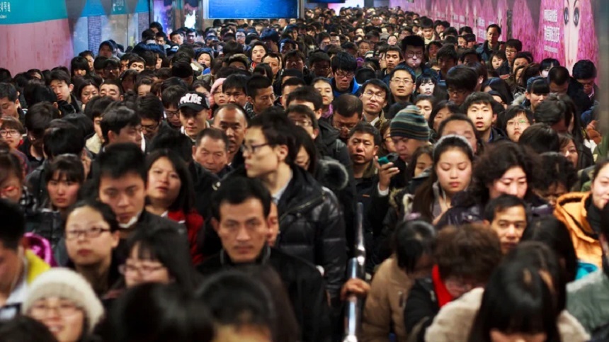 "Blestemul vârstei de 35 de ani": În China, milenialii sunt deja prea bătrâni pentru unii angajatori