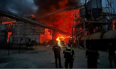 Cel puţin două persoane au fost ucise în regiunea Poltava din Ucraina, unde rachetele ruseşti au vizat o fabrică de ulei. O altă persoană a fost ucisă în Herson. Atacuri şi la Krivoi Rog şi Nikopol