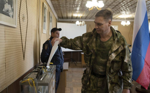 Kievul cere locuitorilor din regiunile ocupate să nu voteze în alegerile ruse regionale şi ”să părăsească” regiunile dacă este posibil