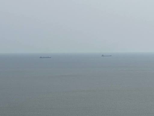 Două nave au plecat din portul Pivdenni, din apropiere de Odesa, folosind coridorul temporar prin apropierea României stabilit de Ucraina în Marea Neagră