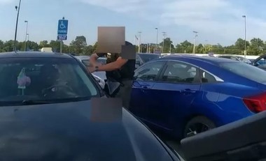 O înregistrare video cu camera de corp arată cum poliţia din Ohio împuşcă mortal o femeie de culoare, însărcinată - VIDEO