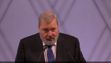 Rusia l-a adăugat pe jurnalistul laureat al Premiului Nobel Dmitri Muratov pe lista „agenţilor străini”

