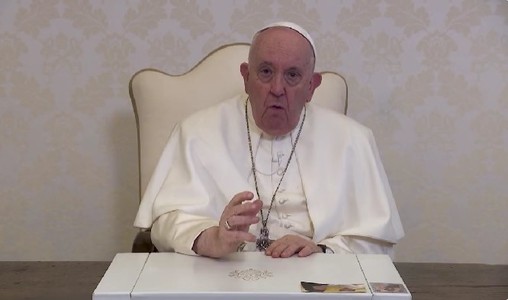 Papa recunoaşte că declaraţiile sale despre Rusia au fost eronate