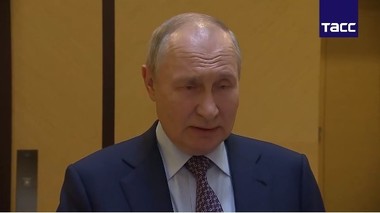 Putin spune că Occidentul l-a instalat la putere pe Zelenski, care este de origine evreiască, pentru a masca glorificarea nazismului