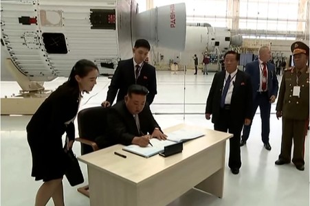 Sora lui Kim Jong Un apare alături de acesta la întâlnirea cu Putin