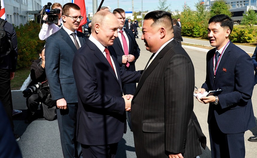 Ce şi-au spus Putin şi Kim în primul lor schimb de cuvinte