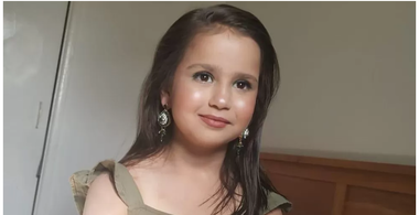Marea Britanie - Tatăl, mama vitregă şi unchiul, acuzaţi de uciderea unei fetiţe de 10 ani