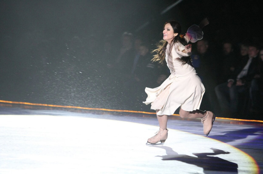 Fosta patinatoare Margarita Drobiazko a rămas fără cetăţenia lituaniană după ce a participat la spectacole realizate la Moscova de soţia lui Dmitri Peskov