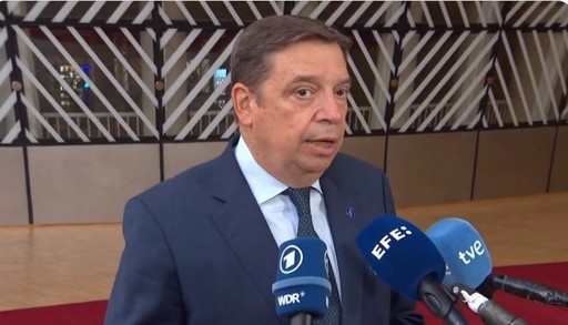 Spania, care deţine preşedinţia Consiliului UE, consideră ilegală interzicerea cerealelor ucrainene de către unele state membre. Franţa avertizează că reprezintă un risc la adresa solidarităţii