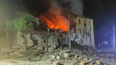 Rusia a lovit o zonă industrială din oraşul Harkov, afirmă primarul oraşului