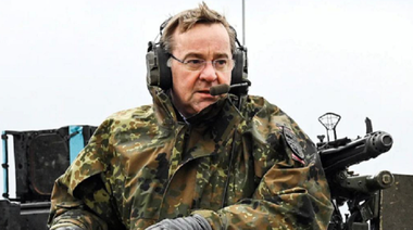 Berlinul livrează Kievului un nou ajutor militar în valoare de 400 de milioane de euro, muniţie, vehicule blindate, sisteme antimină şi generatoare, anunţă Boris Pistorius