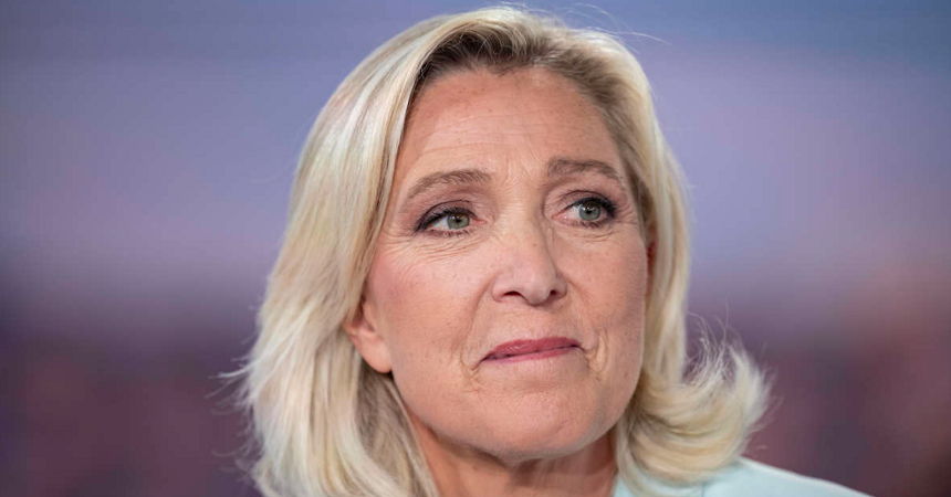 Parchetul din Paris cere un proces împotriva RN şi a 27 de persoane cu legături cu formaţiunea de extremă dreapta, inclusiv Marine Le Pen, în scandalul asistenţilor europarlamentari
