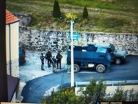 Patru morţi în nordul Kosovo într-o reizbucnire a violenţelor. Atacatori care au venit în vehicule blindate s-au baricadat într-o mănăstire