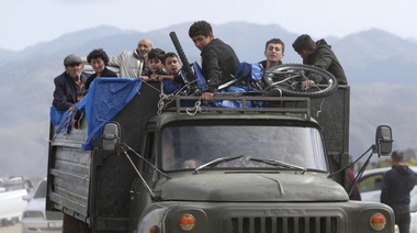 Germania cere Azerbaidjanului să autorizeze intrarea unor observatori internaţionali în Nagorno Karabah. Aproximativ 28.120 de refugiaţi au sosit în Armenia