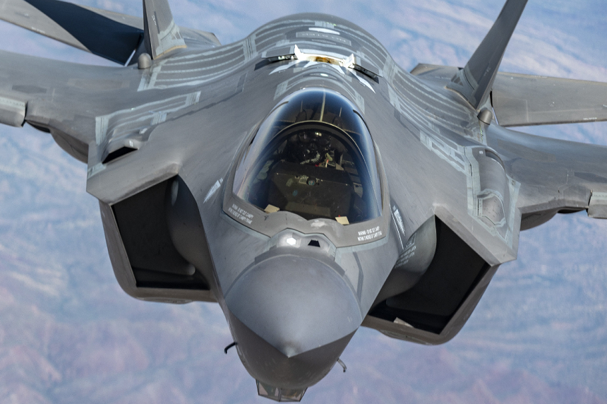 Cehia decide să cumpere 24 de avioane americane de tip F-35, în valoare de 6,5 miliarde de dolari
