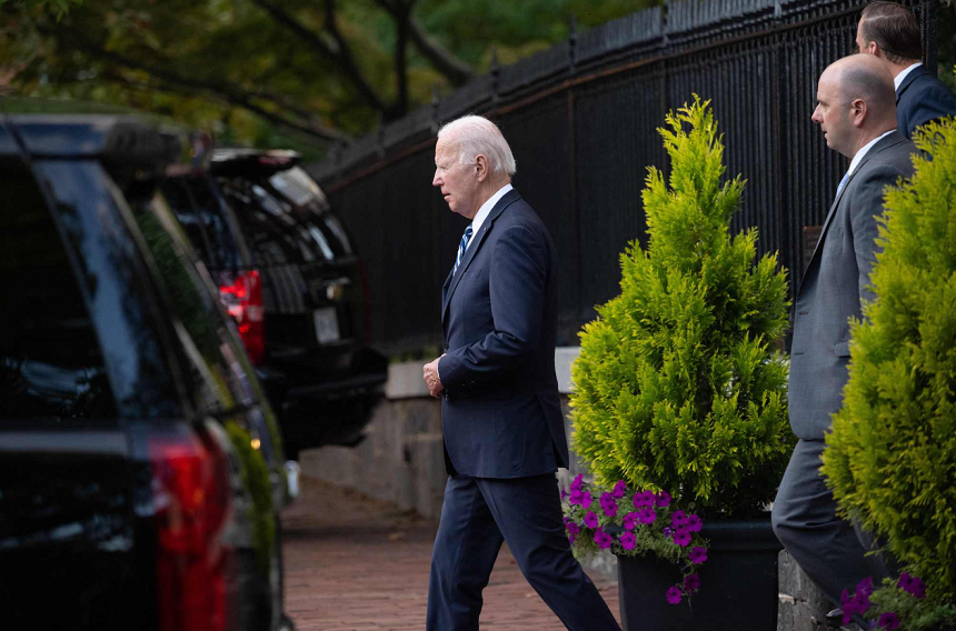 Biden reiterează susţinerea Ucrainei de către SUA, după ce Congresul evită un ”shutdown”