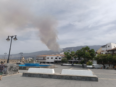 Aproximativ 3.000 de persoane evacuate în Tenerife, din cauza unui incendiu