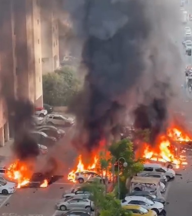 UPDATE - Război în Israel: Hamas a lansat Potopul de la Al-Aqsa / Statul evreu a ripostat cu Operaţiunea Sabia de Fier / Bilanţul victimelor – 300 de morţi / Se reuneşte Consiliul de Securitate al ONU/ Biden: Statele Unite sunt alături de Israel - VIDEO