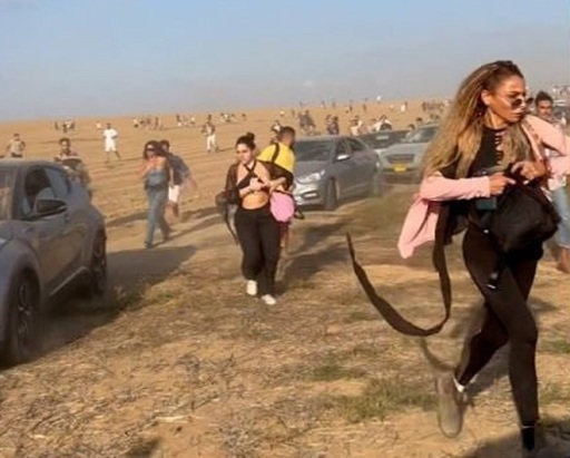 Cum s-a transformat un festival de muzică din Israel într-un coşmar după atacul Hamas. “Mergeau din copac în copac şi trăgeau. Oameni mureau peste tot” - VIDEO