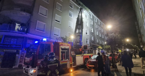 Patru morţi, un adult şi trei copii, în nord-vestul Spaniei, într-un incendiu la Vigo. Alte nouă persoane rănite, trei în stare gravă, inclusiv o faţă de opt ani. Presa evocă ipoteza unui incendiu criminal declanşat de către un fost locuitor al imobilului
