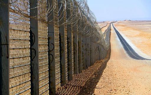 Departamentul de Stat spune că numărul americanilor morţi în Israel este de aşteptat să crească. SUA poartă discuţii cu Israel şi Egipt pentru a obţine trecerea în siguranţă a americanilor şi a altor civili care sunt în Gaza 